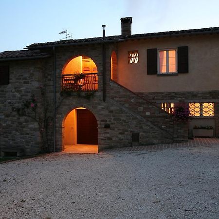 Agriturismo Caiburroni Pietralunga  Exterior photo
