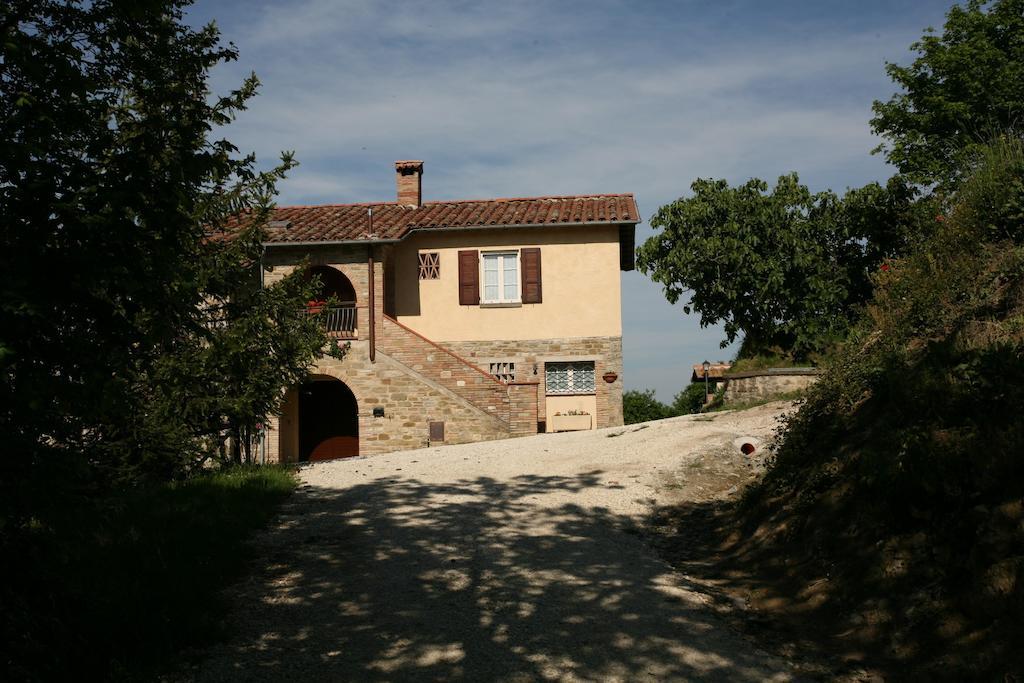 Agriturismo Caiburroni Pietralunga  Exterior photo