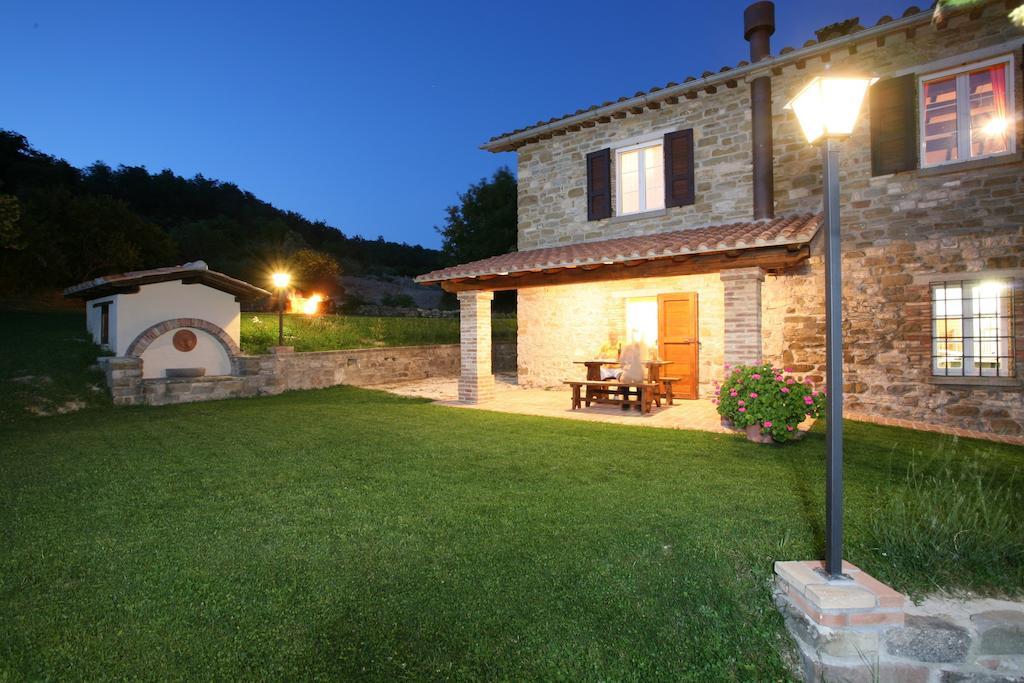 Agriturismo Caiburroni Pietralunga  Exterior photo